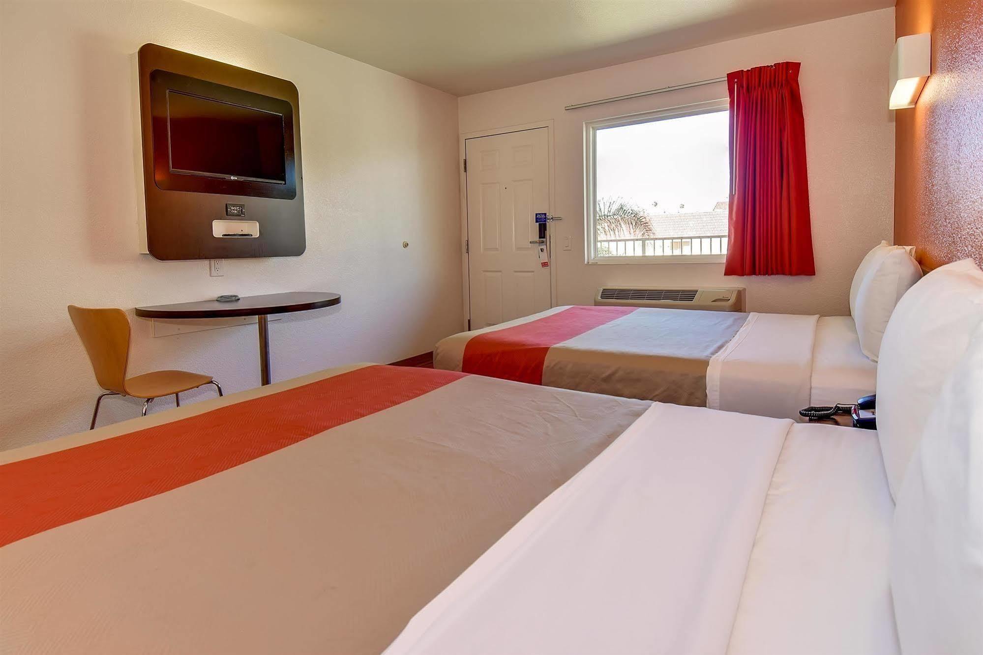 Motel 6-Riverside, Ca - South Esterno foto